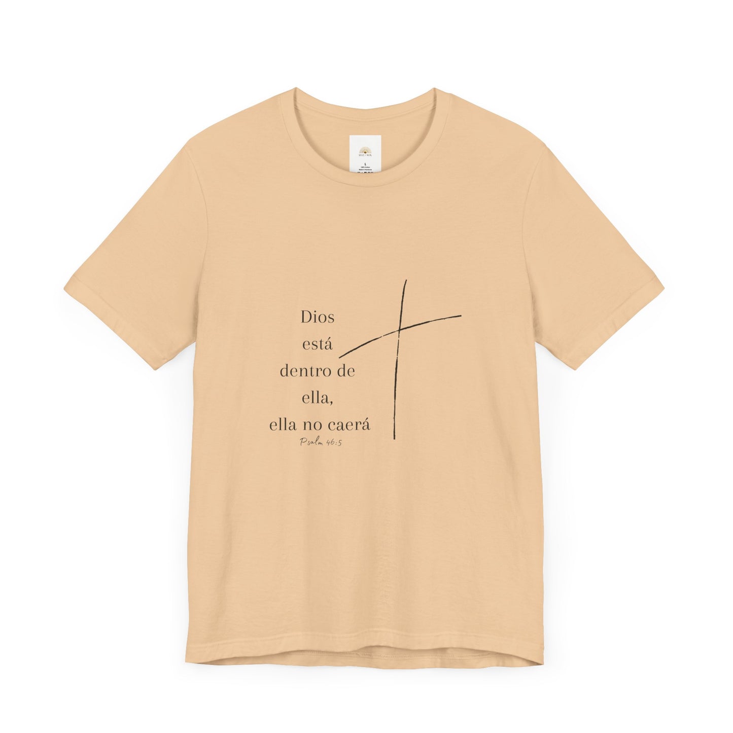 'Dios está dentro de ella, ella no caerá', Camiseta Unisex Softstyle con Mensaje Inspirador