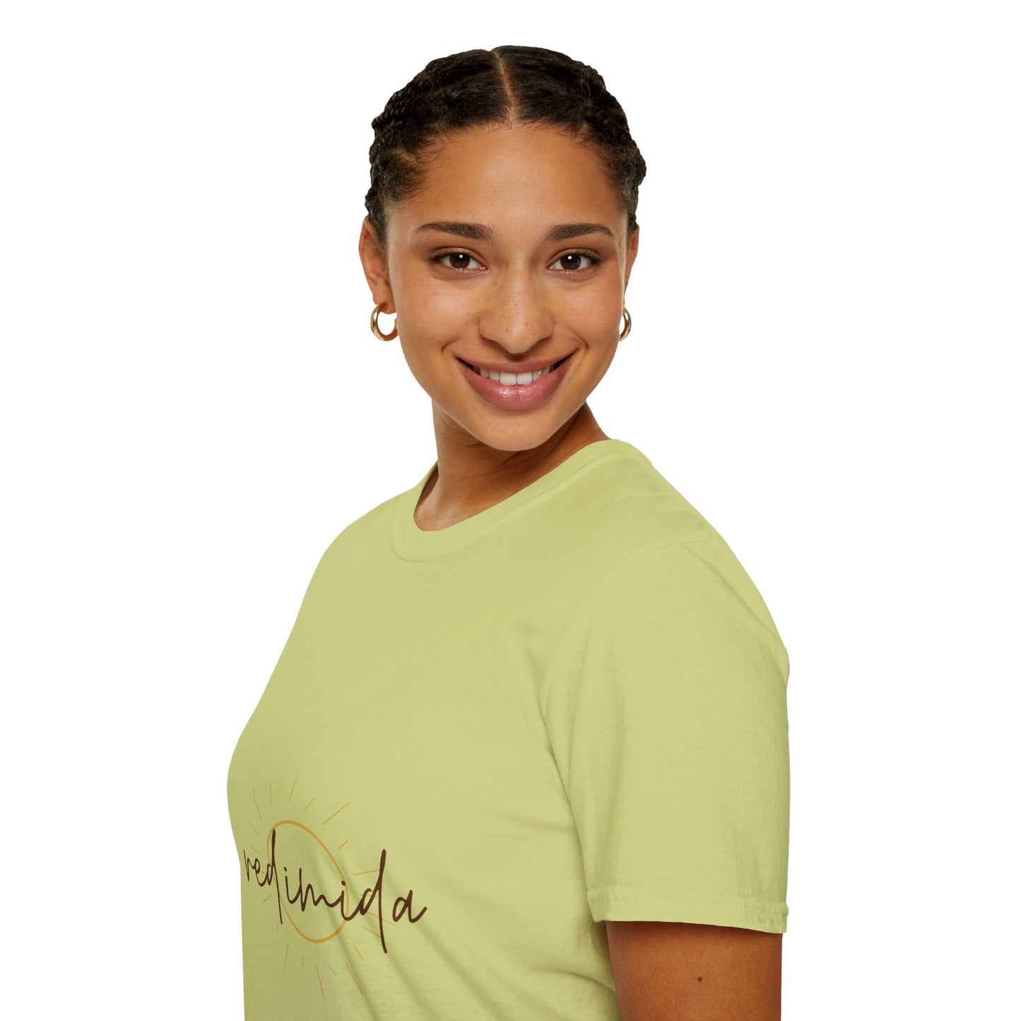 "Redimida", Camiseta Unisex de Algodón Resistente con Mensaje Inspirador